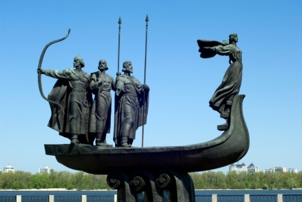 Экскурсии в Памятник основателям Киева в Киеве (Украина) - цены и онлайн  бронирование